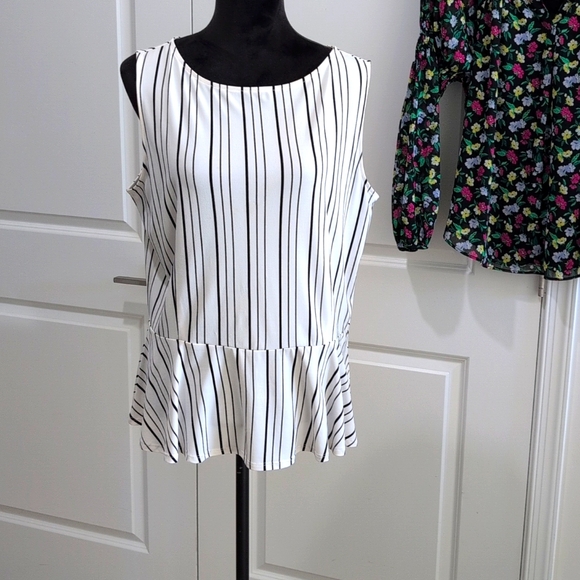 Chicos Stripe sleeveless Peplum top - Picture 1 of 9